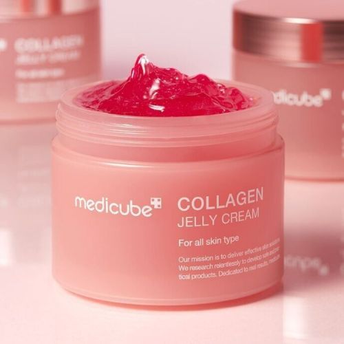 Medicube Collagen Jelly Cream Niacinamide Korean anti-aging gel cream in Dubai UAE
Freeze-dried hydrolyzed collagen cream for wrinkles, elasticity and glass skin
Hydrating and brightening Korean collagen jelly cream for firm youthful skin UAE