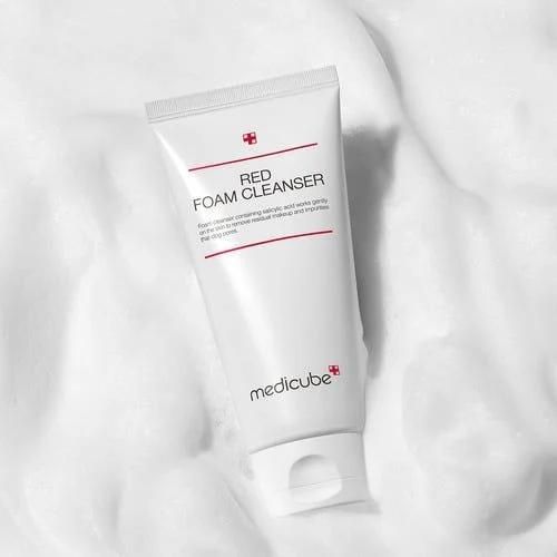 Deep pore cleansing foam with salicylic acid for acne-prone and sensitive skin UAE
