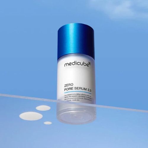 Lightweight hydrating serum for enlarged pores and smooth skin texture UAE