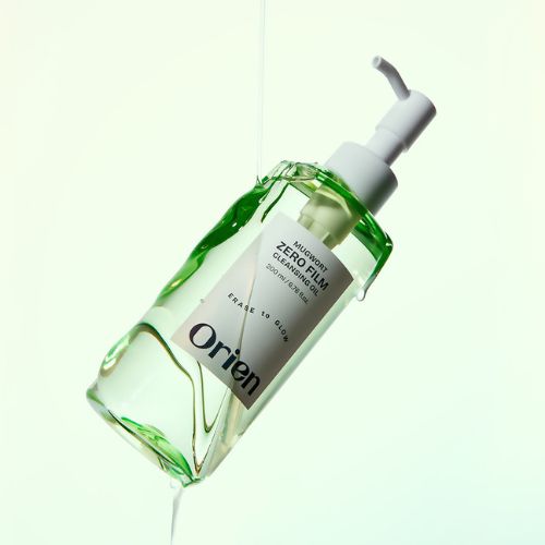 Orien Mugwort Zero Film Cleansing Oil – gentle Korean oil cleanser for sensitive skin,Soothing cleansing oil with mugwort – removes makeup, controls sebum, and calms redness, Korean cleansing oil in Dubai – Orien Mugwort oil cleanser for pores and irritation